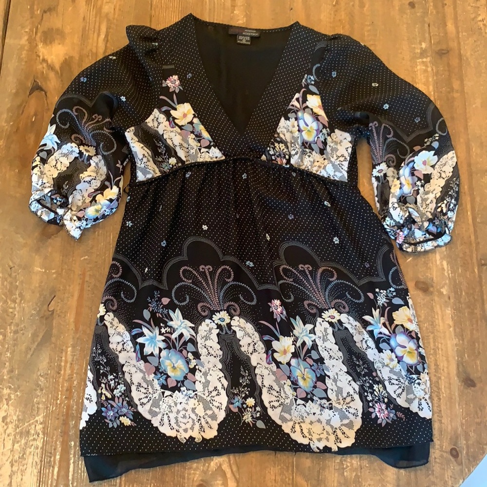 Super cute long sleeve dress/top from Australia